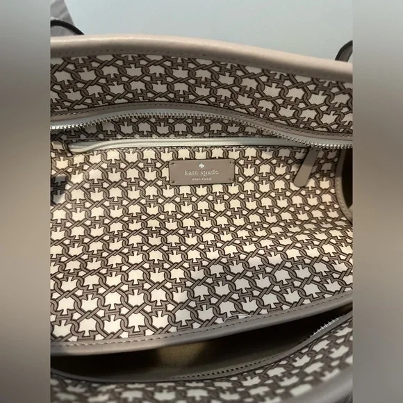 Kate Spade Spade Link large tote with matching large wallet - Picture 7 of 11